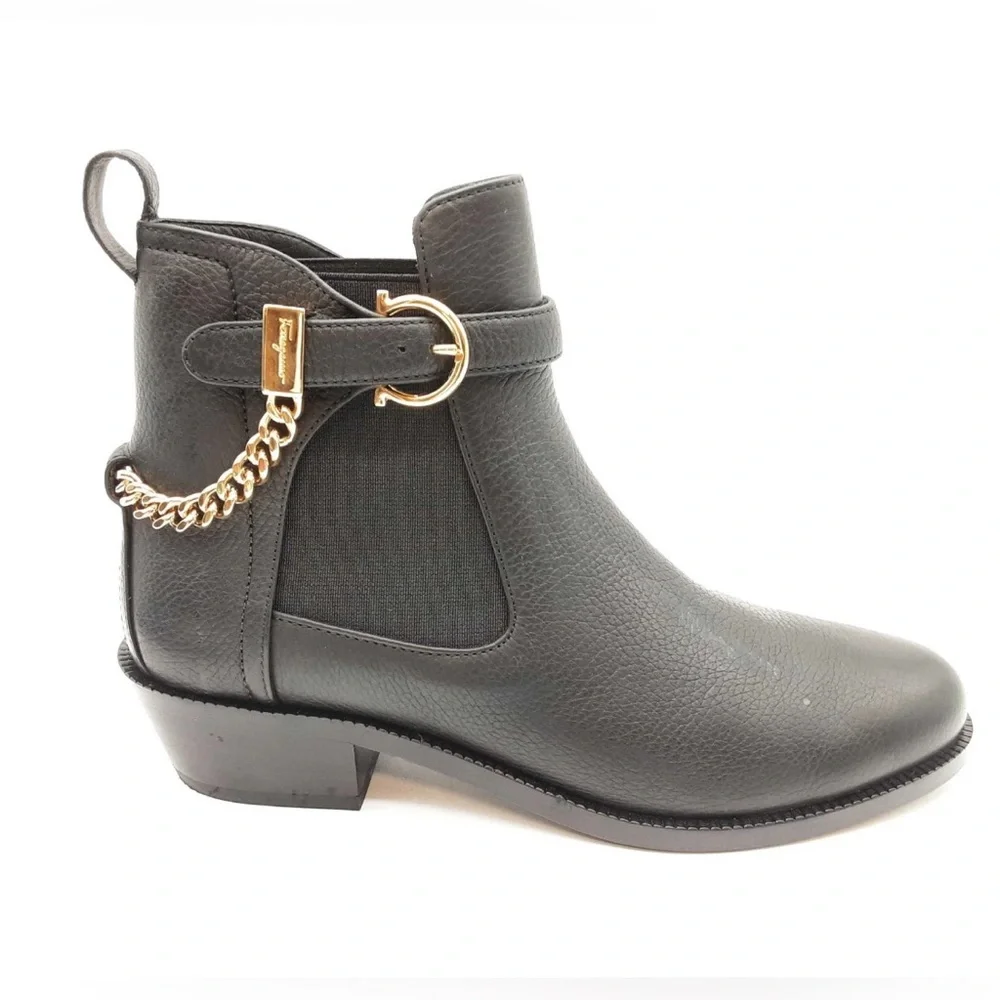Salvatore Ferragamo beautiful ankle